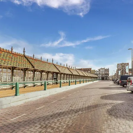 Апартаменты Next To The Casino